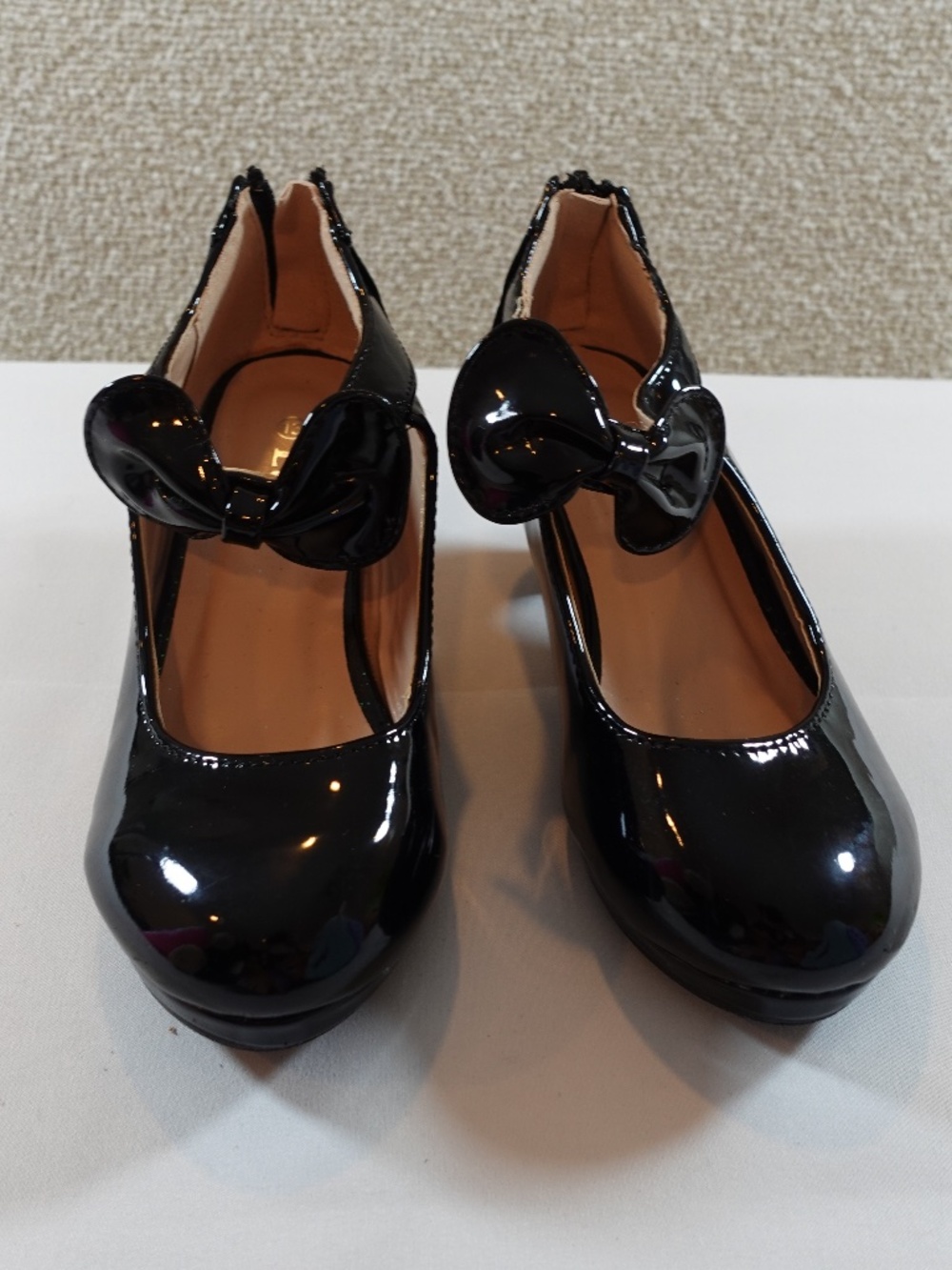 Little Girl Platform Medium Heel Dress Pump w Mary-Jane Bow